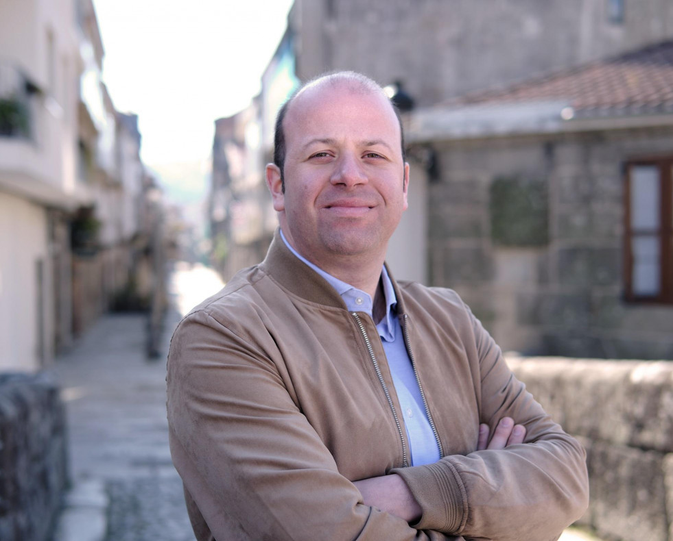 Manuel fariña candidato bng caldas 19370270