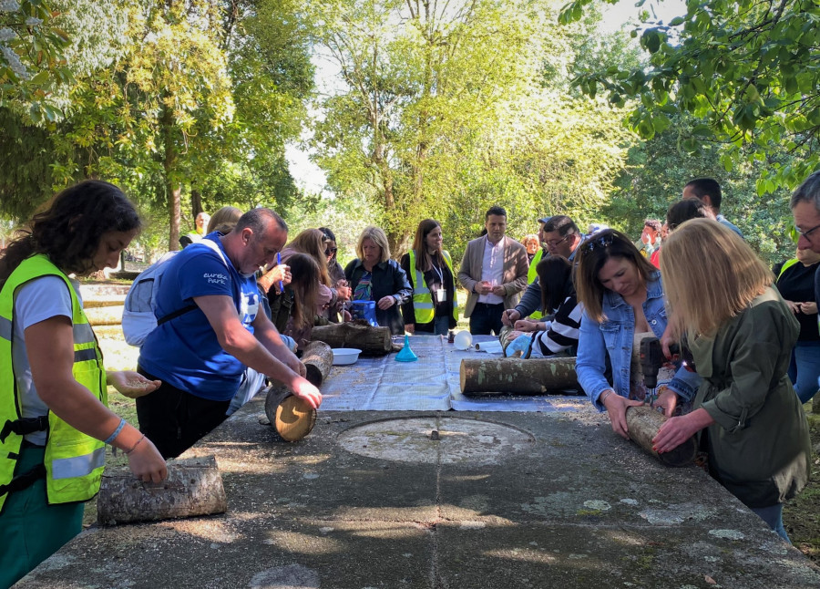 Arranca en el Pazo de Goiáns una feria agroforestal, que tendrá continuidad en la jornada de mañana