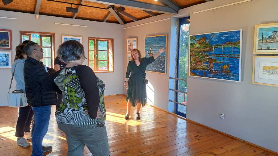 Tierra y mar se fusionan en la obra de María José Rodríguez en A Pobra