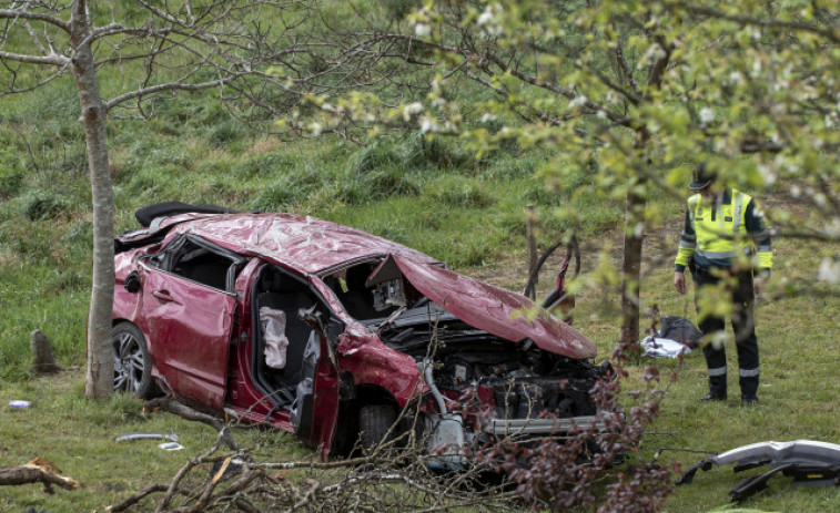 El conductor en el accidente de Xove en que murieron cuatro chicos sale de la UCI después de mes y medio