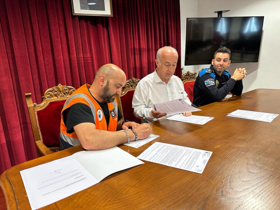 Vilanova renueva el convenio de 6.000 euros para apoyar el trabajo voluntario de Protección Civil