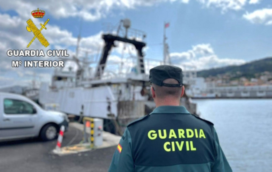 Intervenidos 850 kilos de pescado sin documentar en Marín a un vecino de Cambados