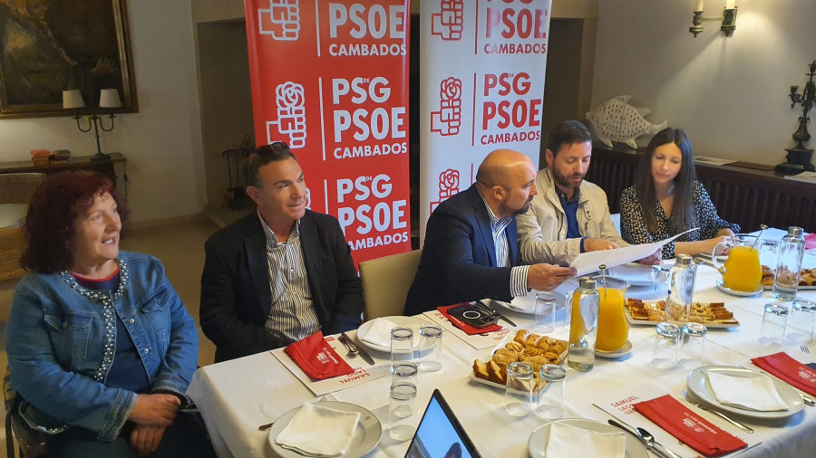Unha piscina de mareas e un novo pavillón, proxectos estrela do programa do PSOE de Cambados