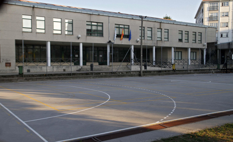 El Concello de Vilagarcía pide a la Xunta una parada escolar delante del colegio de A Escardia