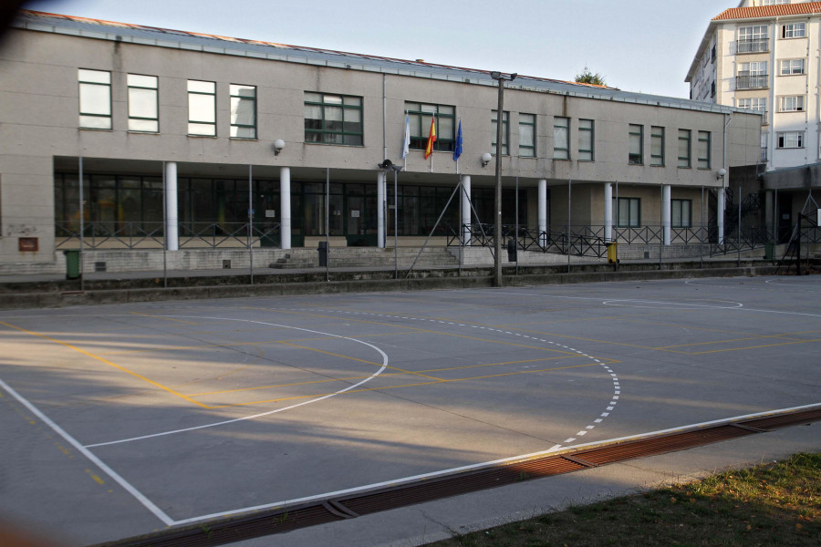 El Concello de Vilagarcía pide a la Xunta una parada escolar delante del colegio de A Escardia