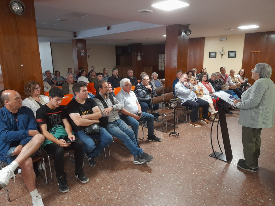 Rosa García Pose, la alcaldable de IPdeR, denuncia la grave situación por la falta de seguridad en Ribeira