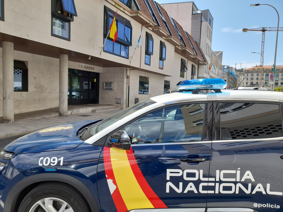 Envían a prisión a un joven al que se le atribuyen un total de nueve robos en varios lugares de Ribeira