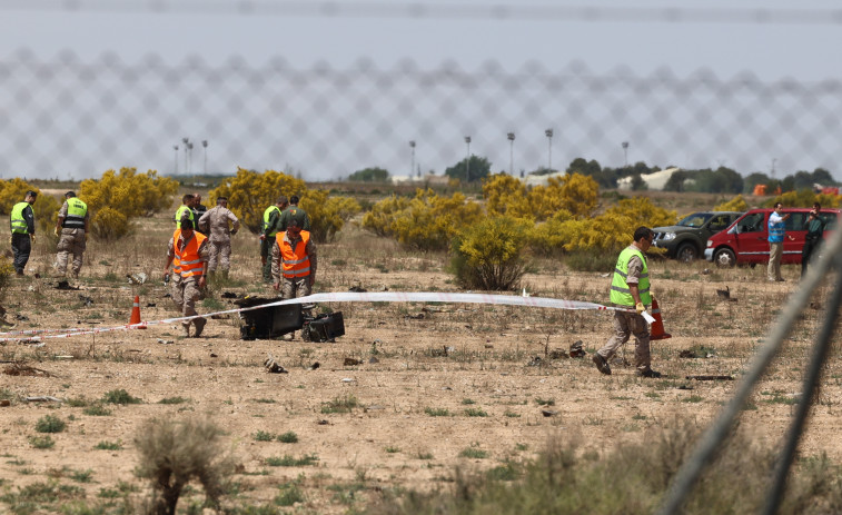 Un F18 se estrella en la base de Zaragoza pero el piloto consigue eyectarse