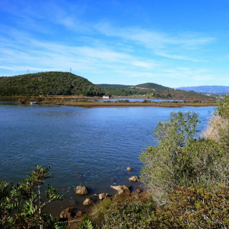 La policía lusa inicia la búsqueda de Madeleine McCann en un embalse a 50km de donde desapareció