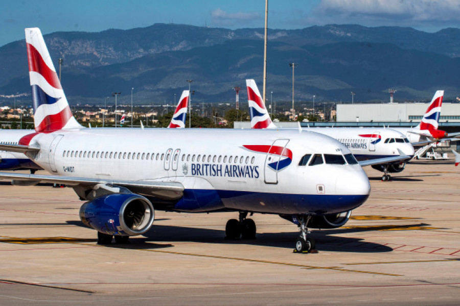 British Airways cancela más de 40 vuelos en Heathrow tras un fallo informático