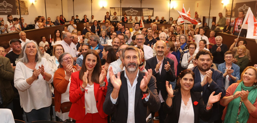 Varela saca pecho de su trabajo en Ravella y enarbola la bandera del “orgullo” vilagarciano para animar al voto