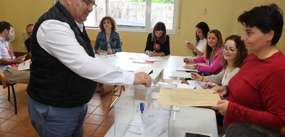David Castro reedita su mayoría absoluta en Ribadumia