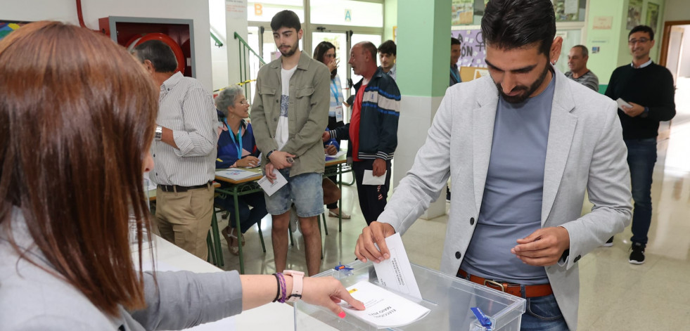 Matías Cañón gana las elecciones en A Illa