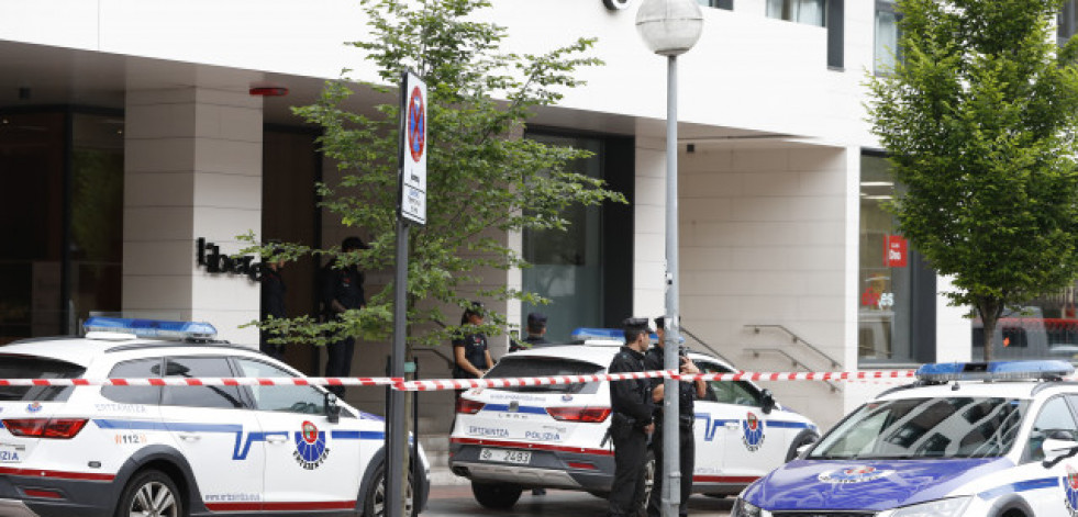 Hallan muerta una mujer con indicios de violencia en un apartahotel de Vitoria