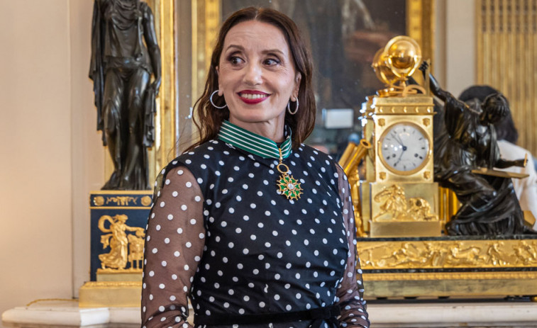 Francia concede la medalla de las Artes a la cantante Luz Casal