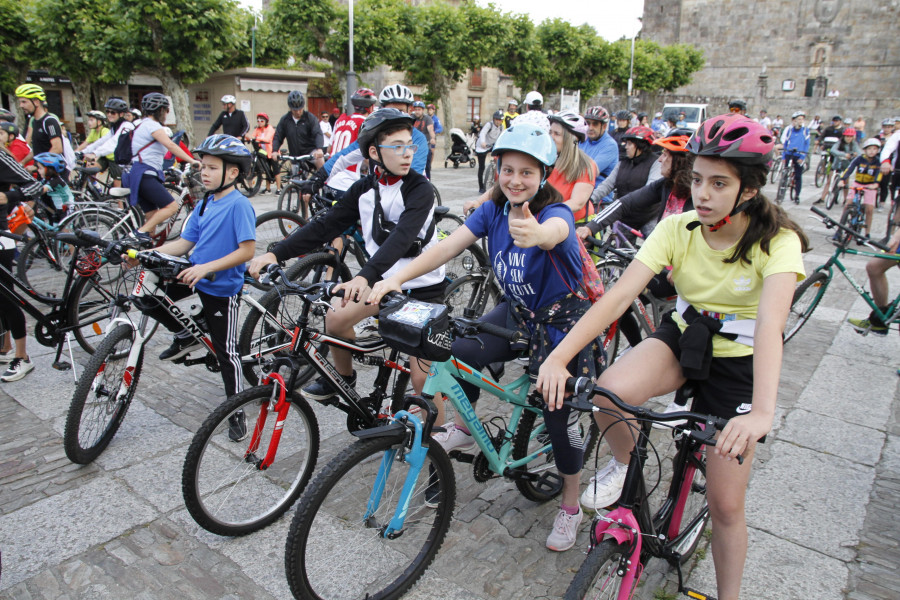 Cambados celebra este domingo su popular Festa da Bicicleta con sorteos y premios especiales