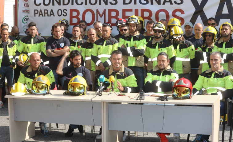 Os Bombeiros están queimados: 