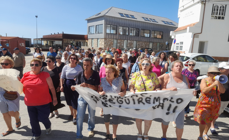 Corrubedo sigue en pie de guerra para exigir un mismo médico todos los días en su centro de salud