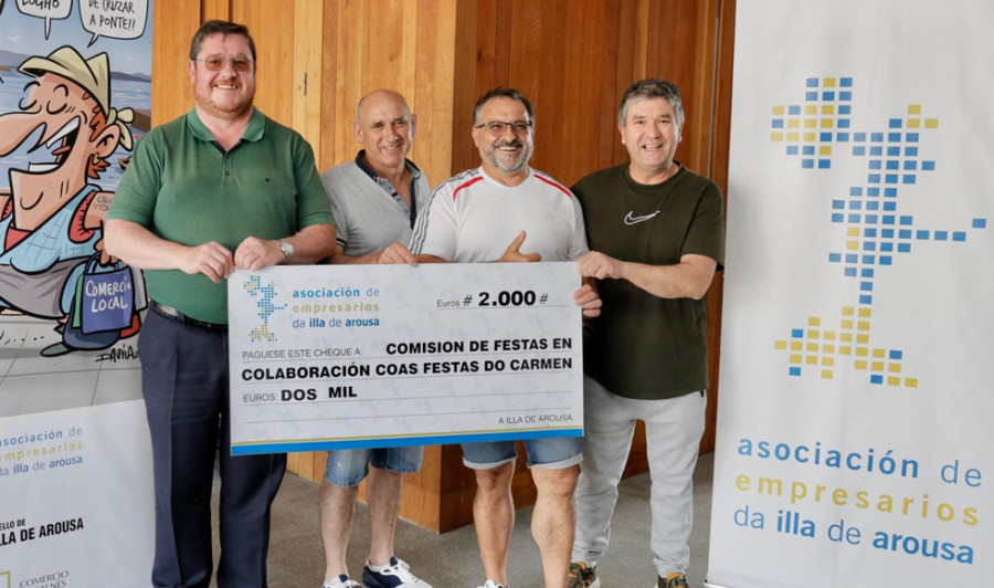 La asociación de empresarios dona 2.000 euros para el Carmen de A Illa, que tendrá tres días de fiestas