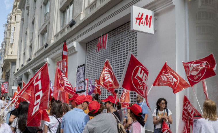 Los 4.000 empleados de H&M irán a una huelga de 24 horas este jueves en plena campaña de rebajas