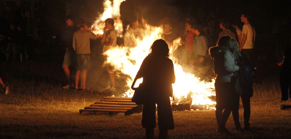 Así se vivirá el San Xoán en Caldas: visionado del Solsticio y gran sardiñada popular