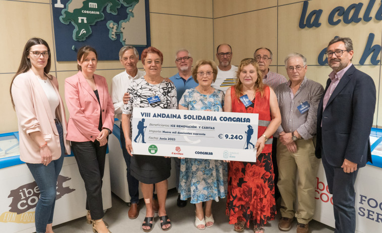 Congalsa repartió a ICE Renovación y Cáritas Ribeira los 9.240 euros obtenidos en la recaudación de su VIII Andaina Solidaria