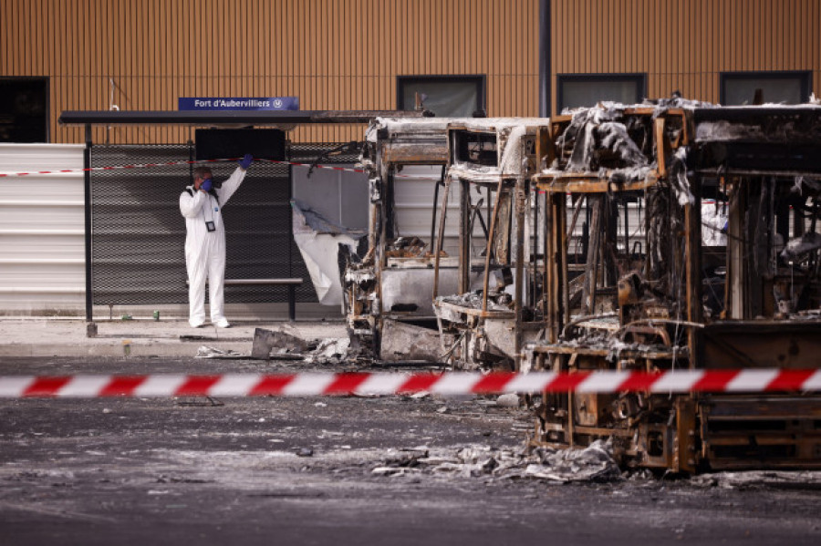 El Gobierno de Francia no descarta imponer el estado de emergencia para restablecer el orden tras las protestas