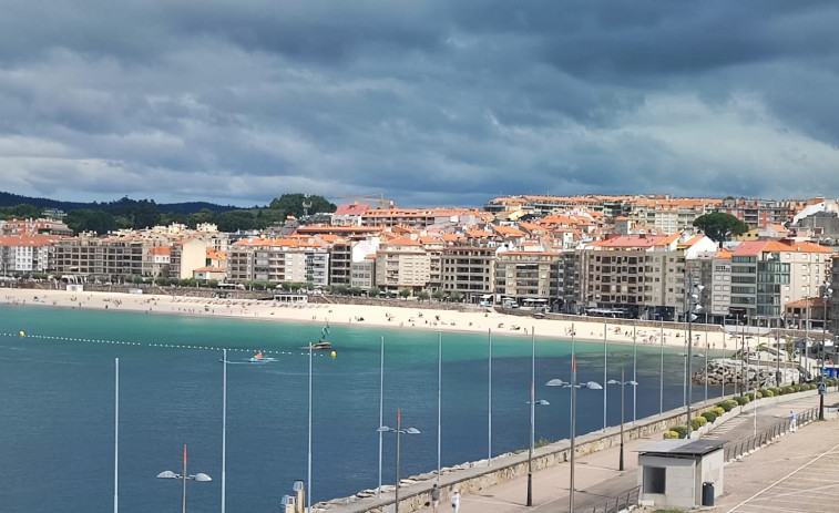 Los buenos datos de turismo de junio animan las expectativas para el resto del verano en Sanxenxo