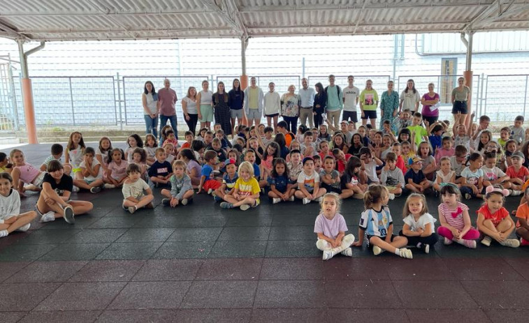 Un total de 200 niños participan este verano en la ludoteca de Caldas