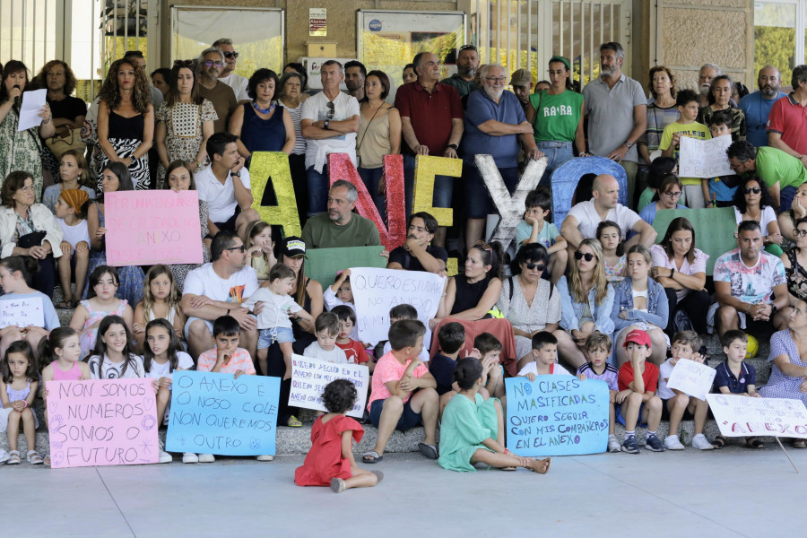 El Anexo exige la continuidad de todas sus aulas al grito de "No nos moverán"