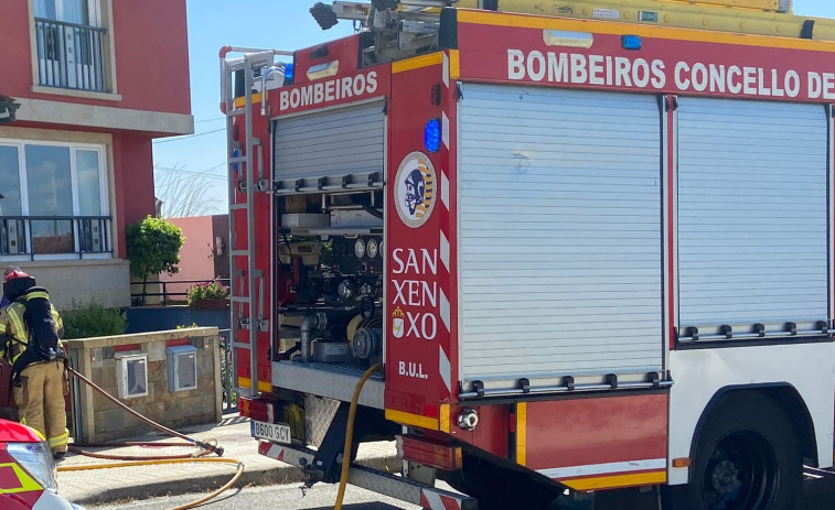 Un incendio en un alpendre en Dorrón provoca solo daños materiales