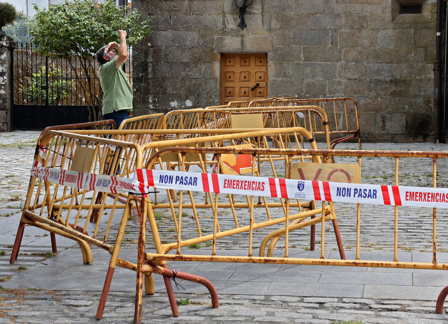 Ravella no descarta que se valle todo el atrio de la iglesia para San Roque