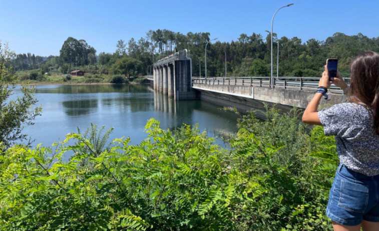 La Xunta declara la prealerta por escasez moderada de agua en embalse de Cecebre, el río Anllóns y Baiona