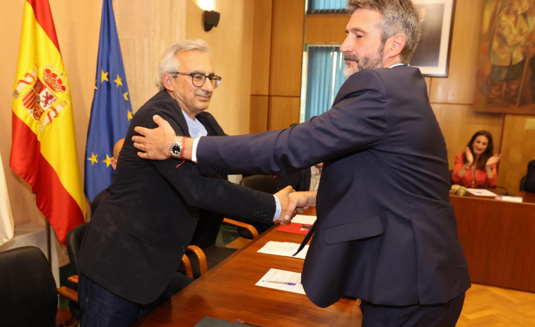 O PSOE negocia un pacto a tres bandas que inclúe liberacións para PP e BNG