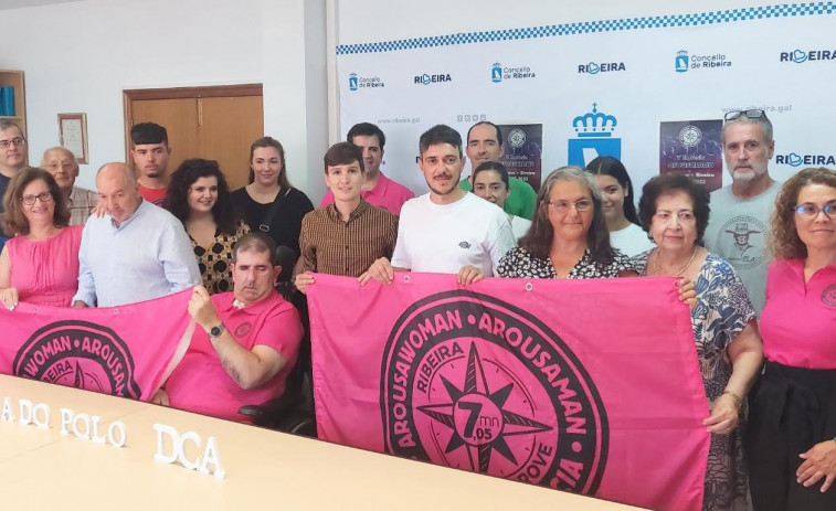 De O Grove a Ribeira a nado por una causa solidaria