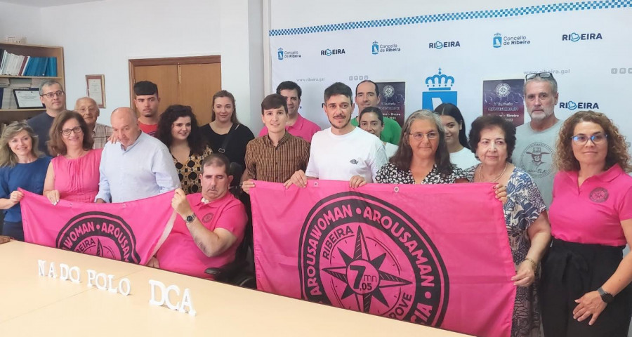 De O Grove a Ribeira a nado por una causa solidaria