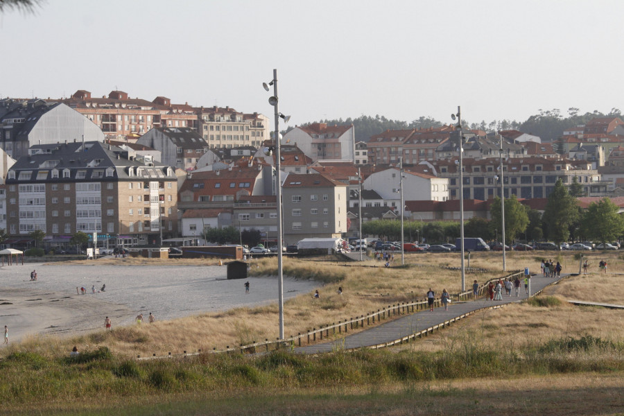 El Concello de Sanxenxo reforzará la protección de sus dunas con avisos de: “La duna es vida. No la pises, respétala”