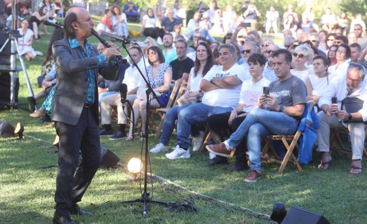 Carlos Núñez vuelve a ofrecer un concierto único en los jardines de Pazo Baión
