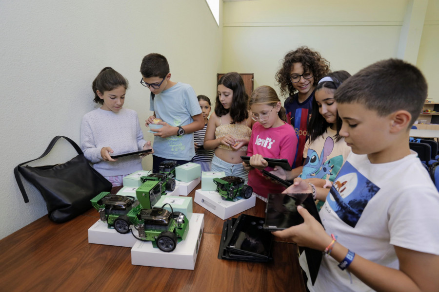 La Mancomunidade do Salnés lleva la robótica y las nuevas tecnologías a las ludotecas de verano municipales