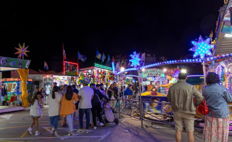 Portonovo desvela el cartel de sus fiestas de San Roque pero peligra la instalación de las atracciones