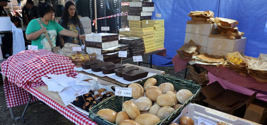 La Festa do Pan de Ribadumia pone en valor la tradición y el trabajo de los artesanos