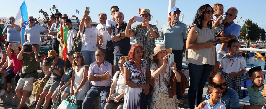 Vítores en Vilanova para honrar a la patrona de los marineros