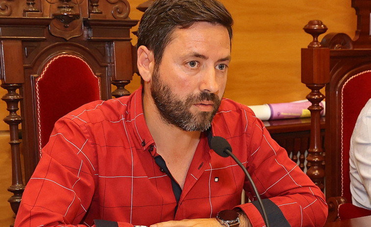 Lago: “Fole xoga a súa última baza para poder chegar á Alcaldía”