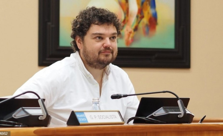 Julio Torrado traslada petición formal de debate a Montse Prado y Raúl Santamaría