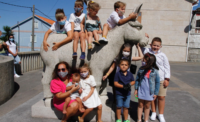 San Roque do Monte celebra sus tradicionales fiestas con otra edición de la Carreira de Burras