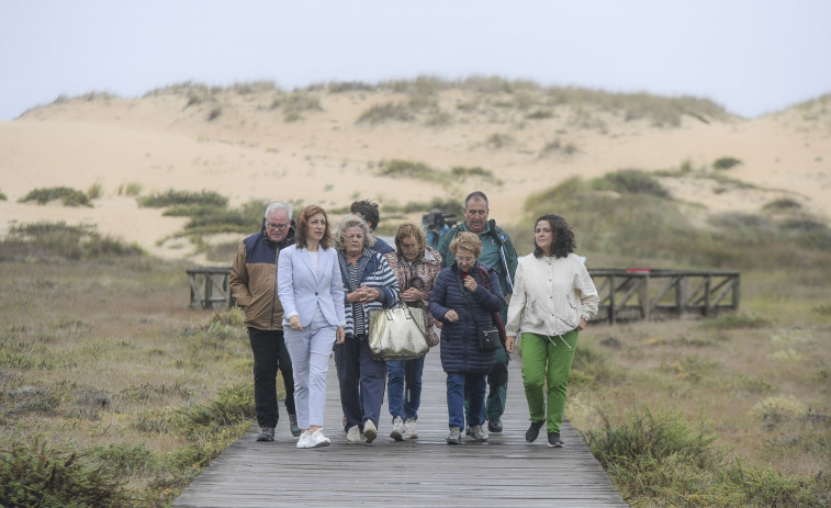 Rematan los trabajos de restauración ecológica en el entorno de la duna de Corrubedo