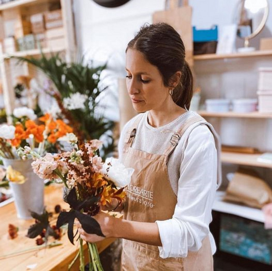 Una sanxenxina representa a España en la Copa Mundial de los mejores floristas del mundo