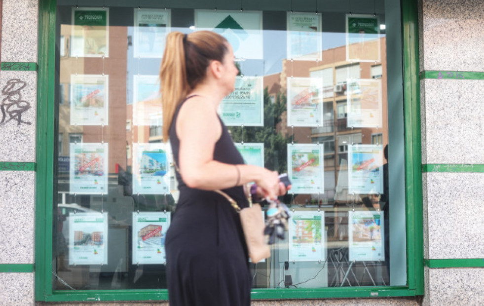 La compra de vivienda crece un 18% en octubre, las hipotecas un 24% y el precio un 2,9%