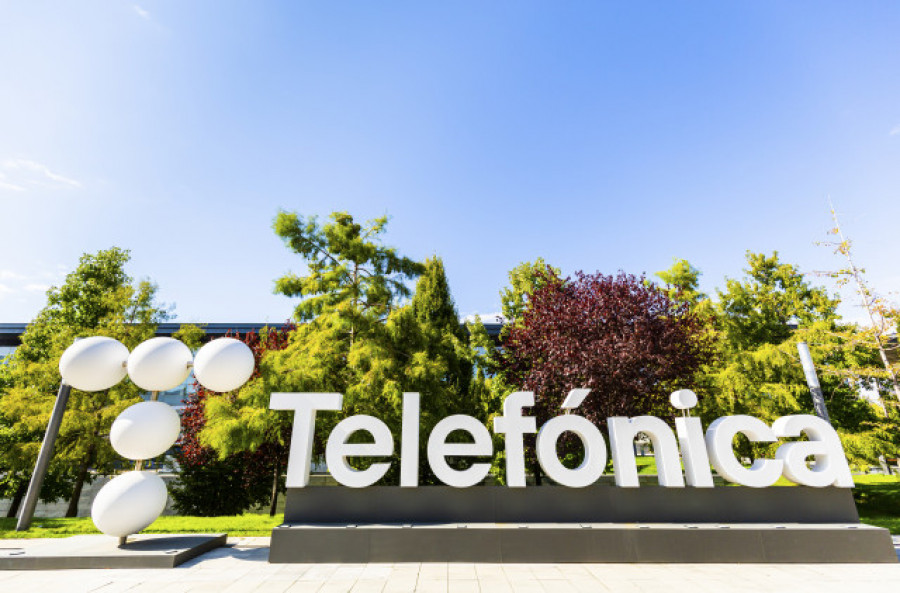 Telefónica pagará 23 millones extra de pensión a Pallete y a Vilá tras sus ceses