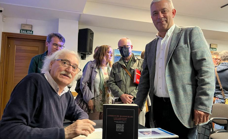 El ribeirense Xosé Antón Parada gana el Premio Plácido Castro por su traducción del 